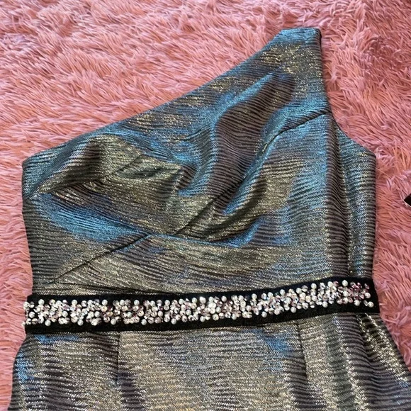 Allen B. Silver Asymmetrical Metallic Dress 💎 NWT - Picture 2 of 6